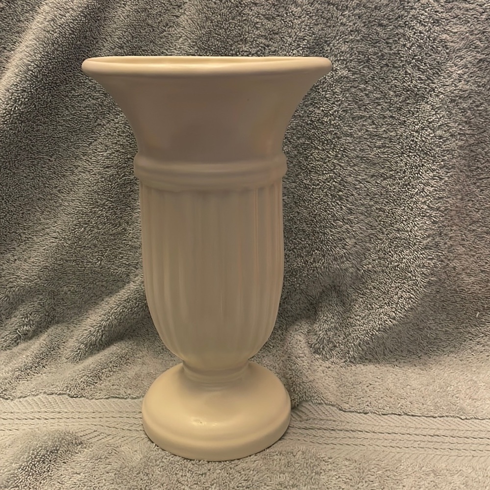 Ceramic vase
